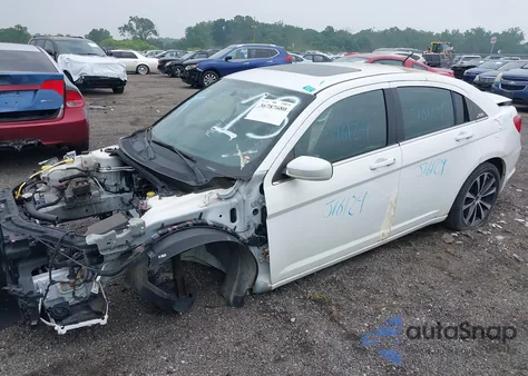 2013 Chrysler 200 Touring из США, поврежденный, VIN 1C3CCBBB0DN583858